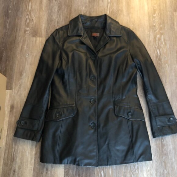 Danier women's Leather Jacket Brand New M Detailed - Picture 1 of 5